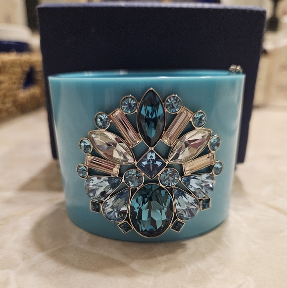 Swarovski Jewelry - Vintage Swarovski Triumphal Blue Garanzia Bangle Bracelet
